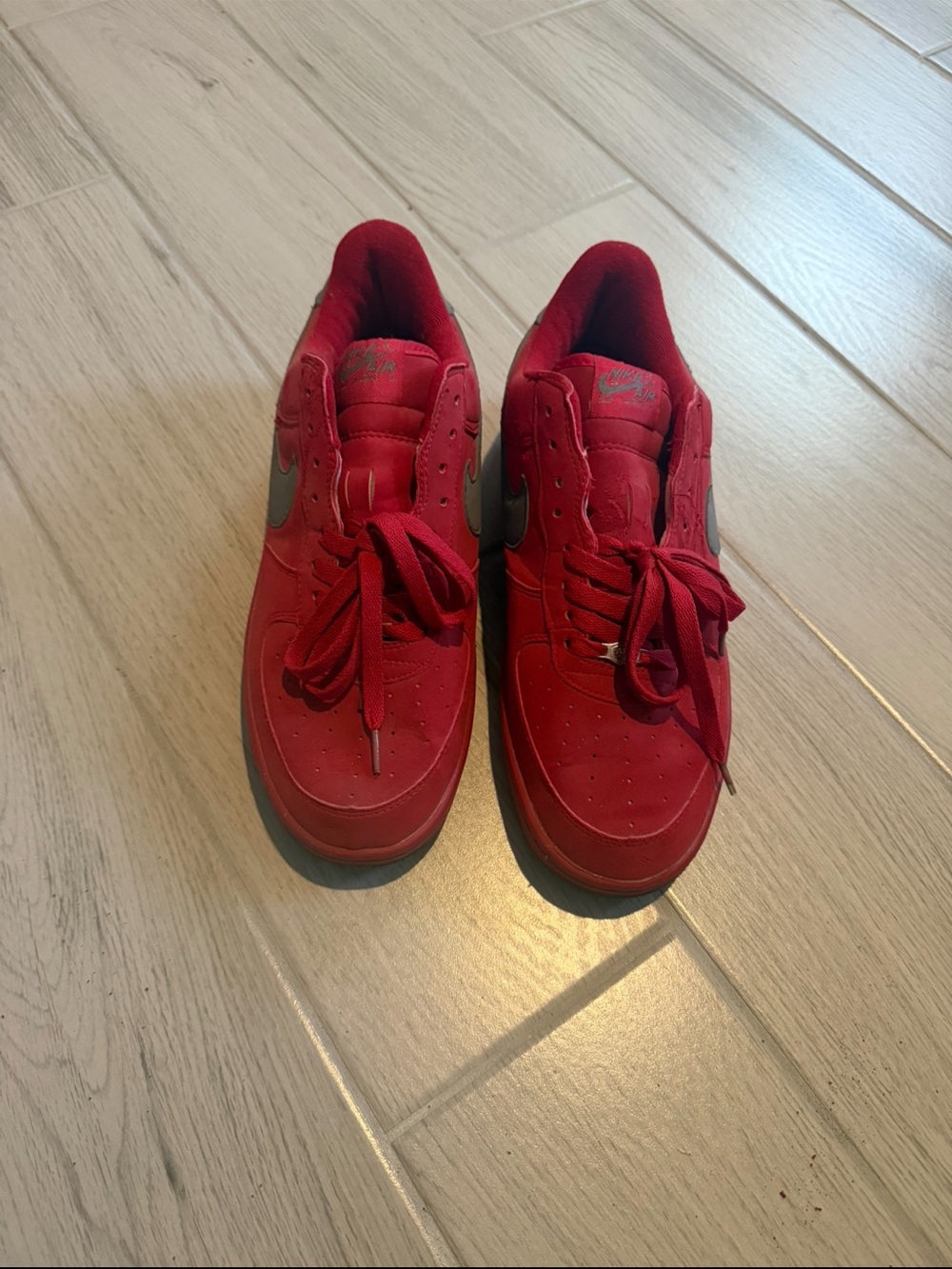 Nike Men’s Red Low-Top Sneakers with Grey Swoosh